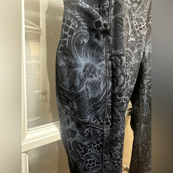 Lululemon Speed Up Crop-Nouveau Mach Blue Black - Picture 8 of 12